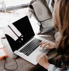 E-læring – “Jeg synes, det er en god måde at videreudvikle sig på”