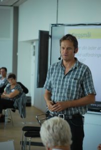 Peter Kofoed: Skab bedre ledelse og større motivation hos medarbejderne med neuroaffektiv ledelse